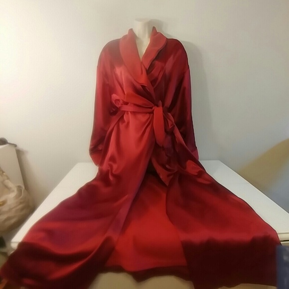 Victoria's Secret Other - Victoria's Secret vintage 90s robe